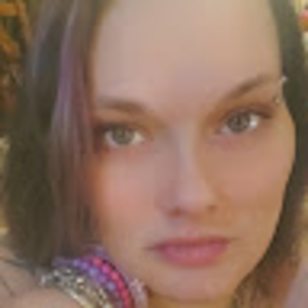 Meet your Posher, Tina